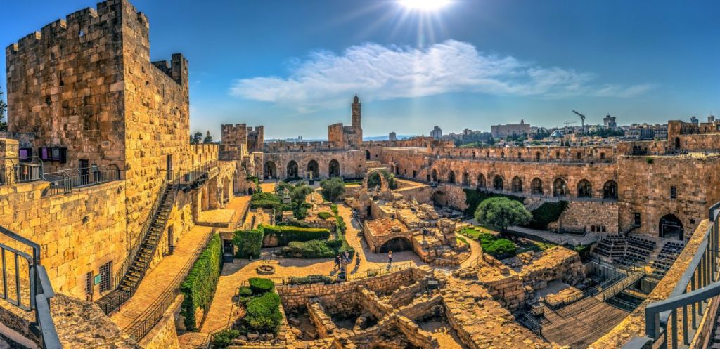 Archaeology-of-Biblical-Jerusalem-Herods-Palace-and-the-Three-Towers