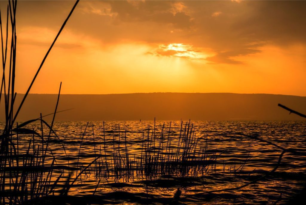 Best-Beaches-at-the-Sea-of-Galilee-Sun-Set