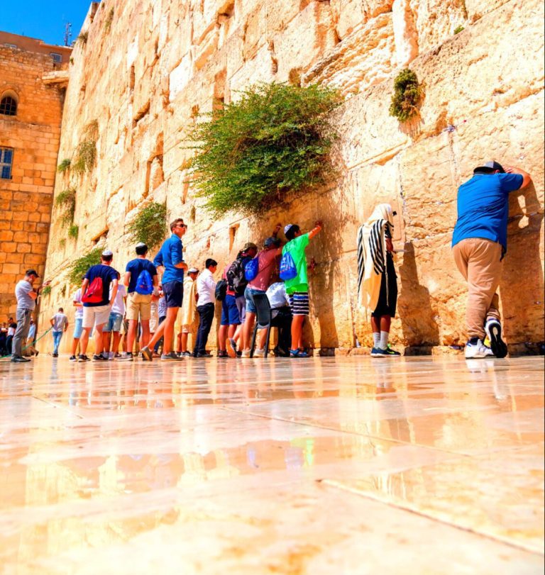 Religious-Places-to-Visit-in-Jerusalem-Western-Wall