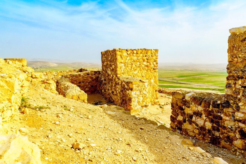 Tel-Arad-National-Park-Walls