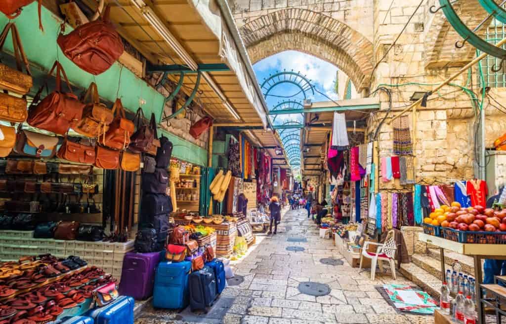 Top-10-Souvenirs-to-Buy-in-Israel-Market