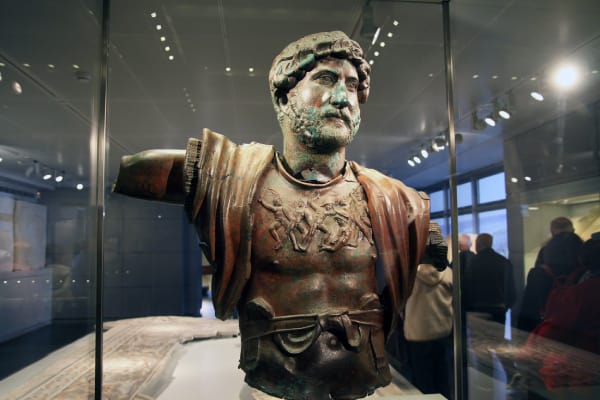 Israel-Museum-Statue-Hadiran