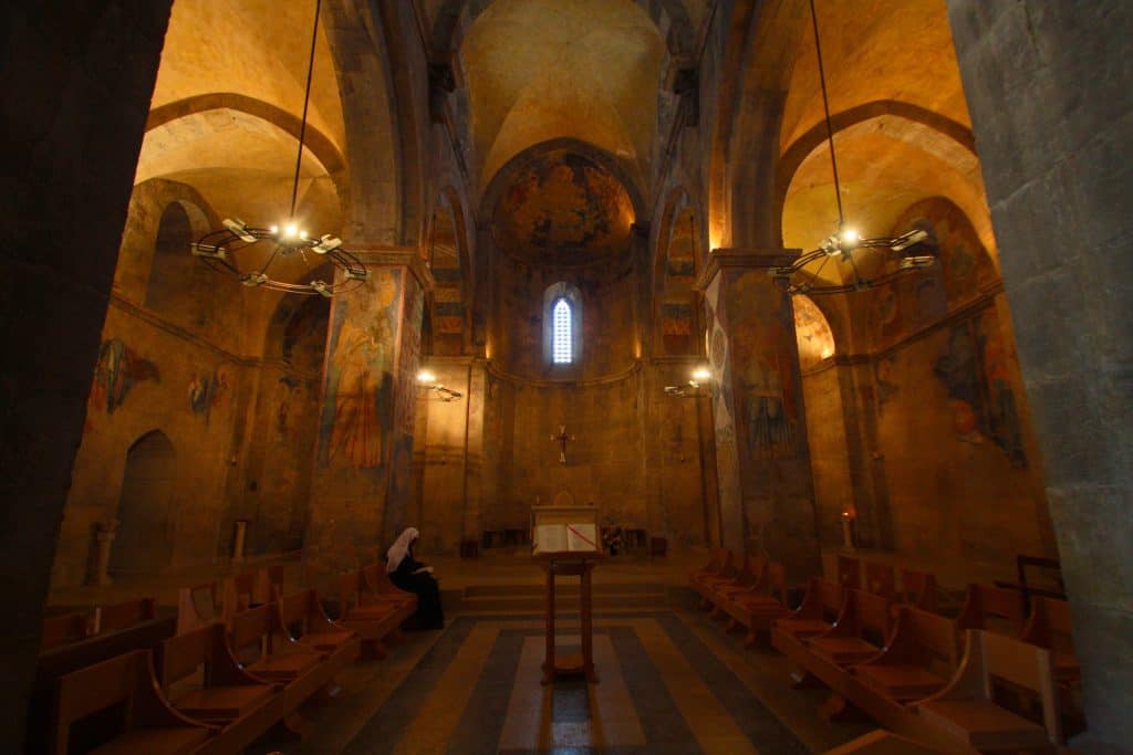 St.-Mary-of-the-Resurrection-Abbey-Interior