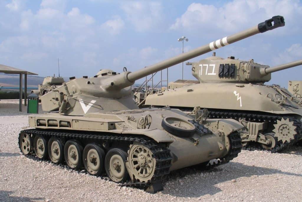 The-Six-Day-War-AMX-13-latrun