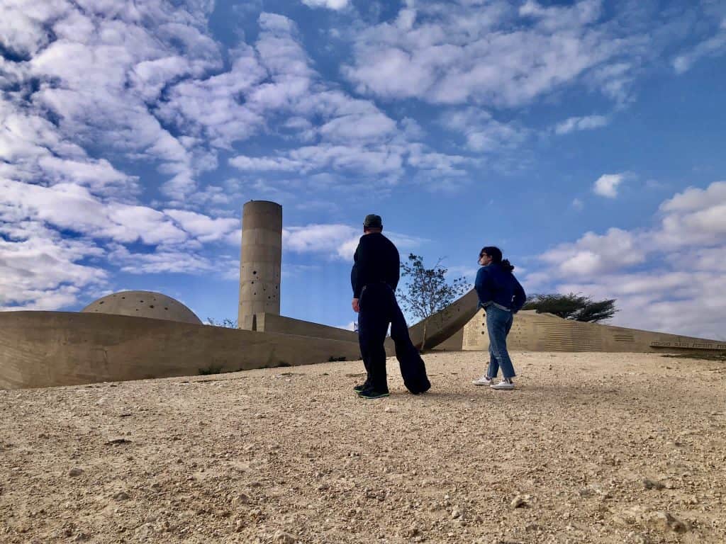 Monuemnt-Negev-Brigade-Pano