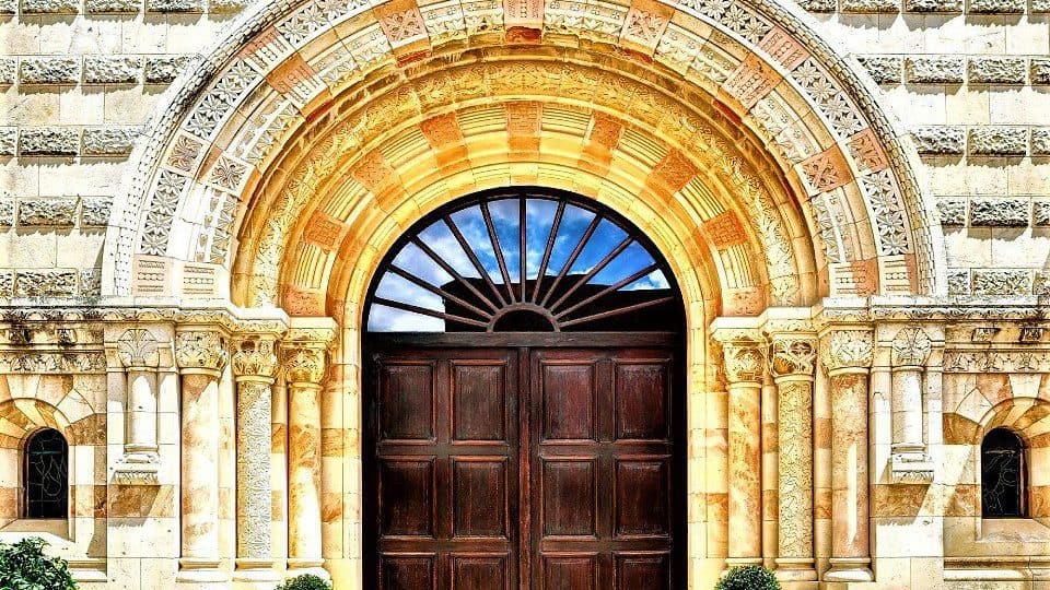 Dormition-Abbey-Doors