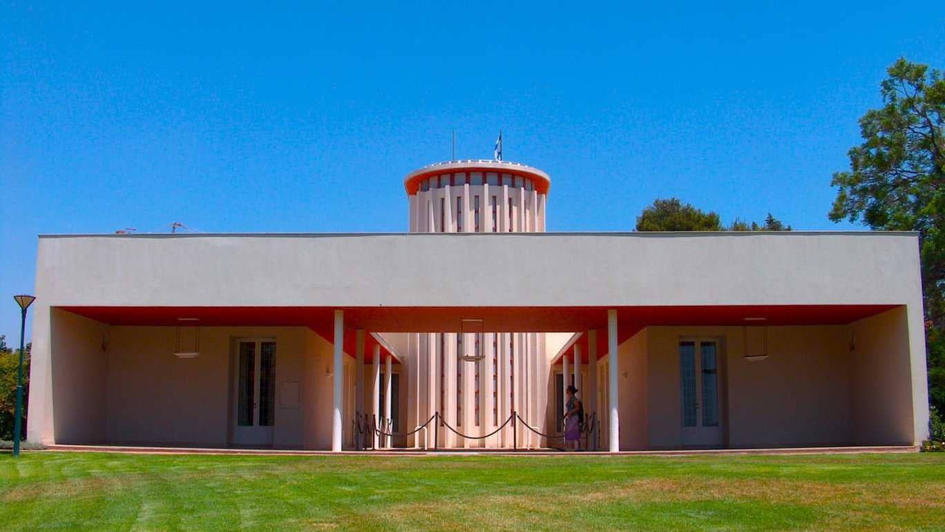 Weizmann House - Front